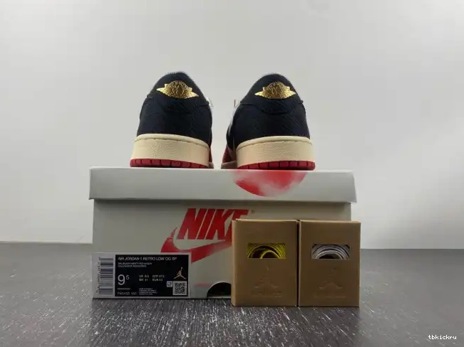 Rep TBkick OG Low 1 x Room Trophy Away Air Jordan FN0432-100 0622